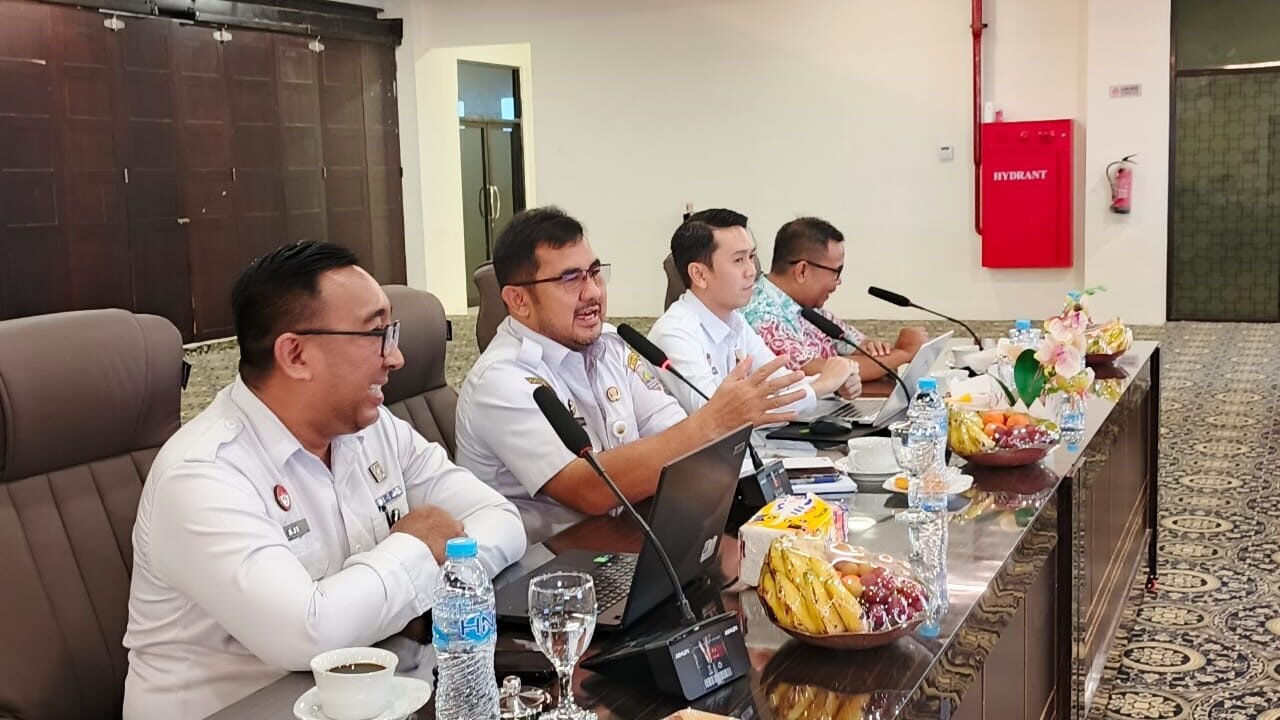 Perkuat Inovasi Daerah, Pemkab Kotabaru Sosialisasikan Perda Perlindungan Kekayaan Intelektual dan Terima 7 Sertifikat KI